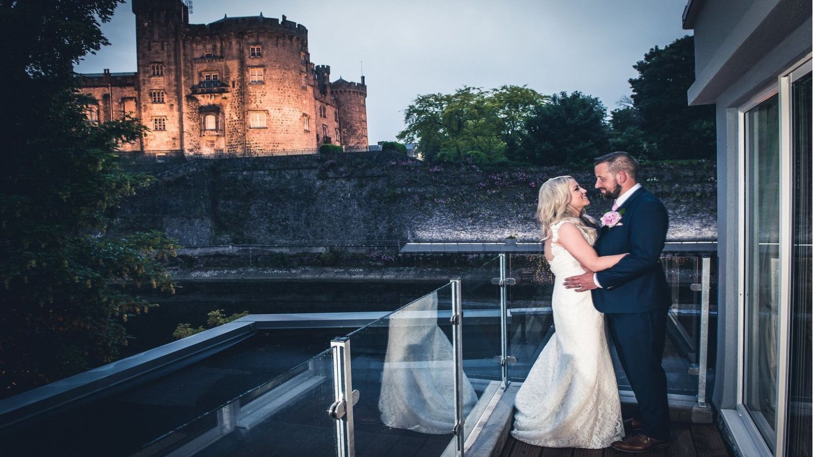 Weddings At The River Court Hotel