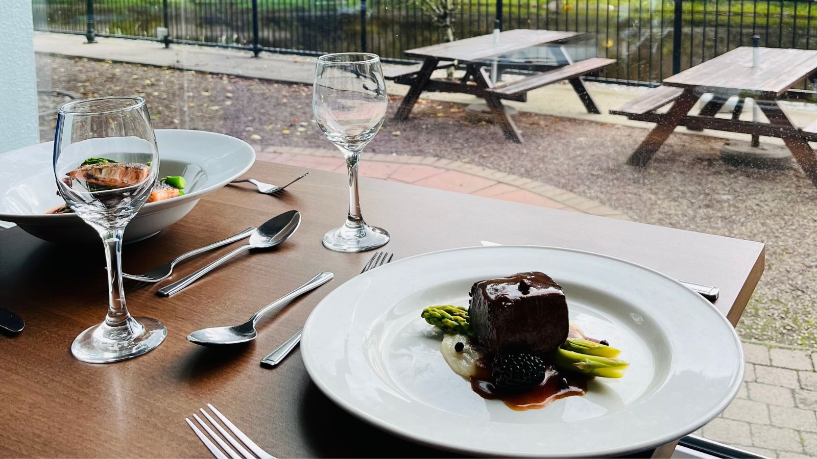 Dining At The River Court Hotel (5)