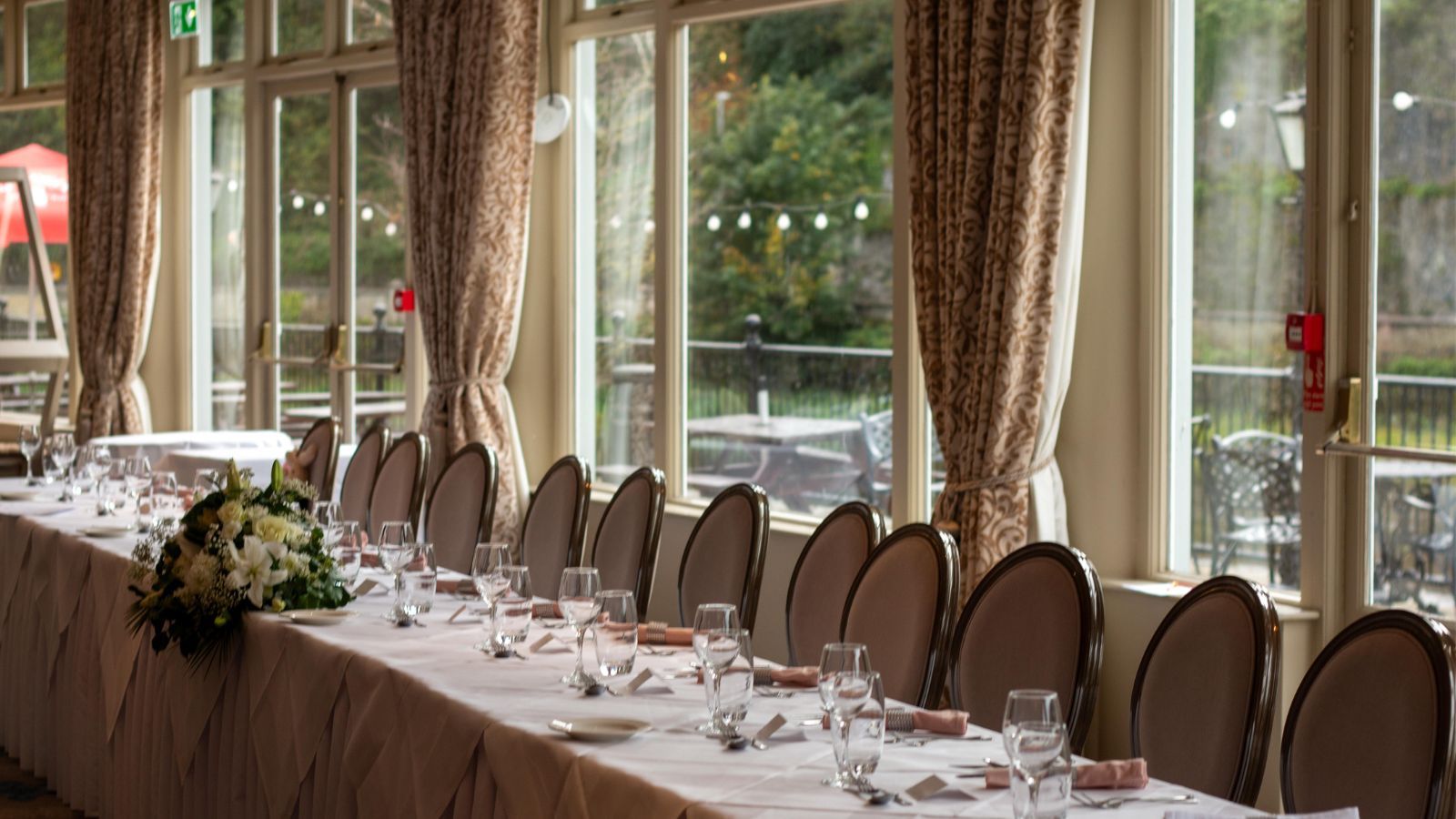 Intimate Weddings At The River Court Hotel (2)